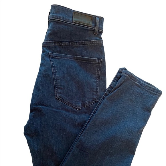 Express NWOT Super High Rise Denim Perfect Ankle Length Jeans - Picture 5 of 5